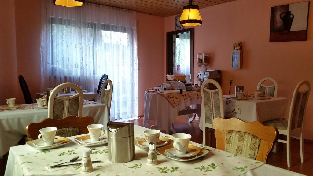 Pension Laas Ostfildern Esterno foto